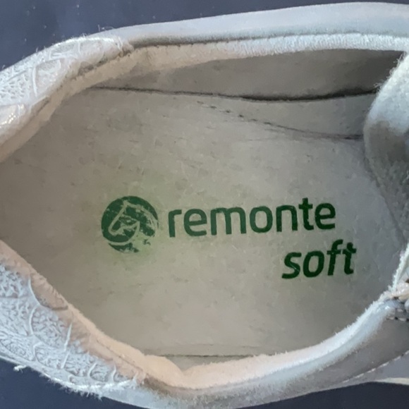 Remonte Kaja 00 sneaker in Shark/silver leather Size 6 (37) - Picture 8 of 9